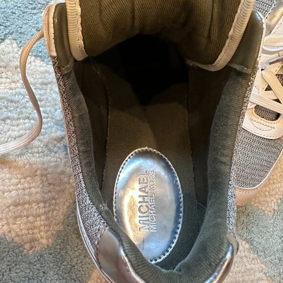 Womens 8.5 Michael Kors Georgie Glitter Chain-Mesh Leather Sneakers Lightly worn - Picture 10 of 11